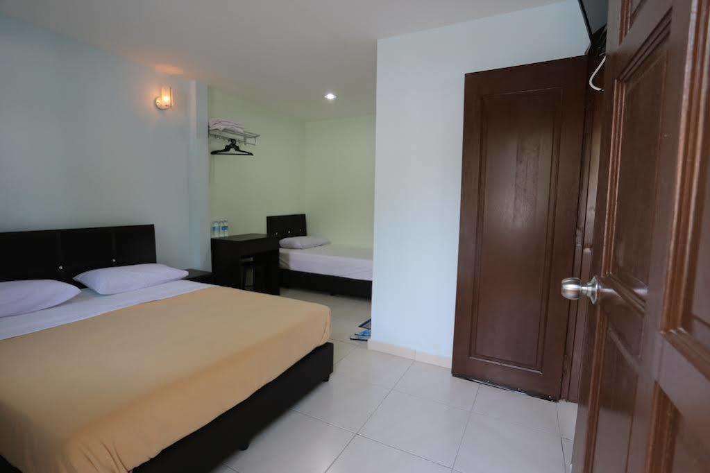 Tengkera Hotel Малакка Экстерьер фото
